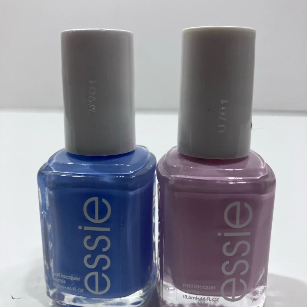 2 Essie Polish